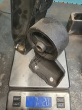 Load image into Gallery viewer, 1G Dsm Rear Engine Mount Bracket Replacement