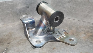 6G75 Automatic Transmission Mount
