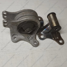 Load image into Gallery viewer, 6G75 Automatic Transmission Mount