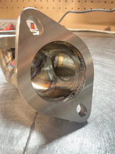 Load image into Gallery viewer, CCdesign 1G/2G DSM 2.5&quot; Recirculated Internal Wastegate O2 Housing