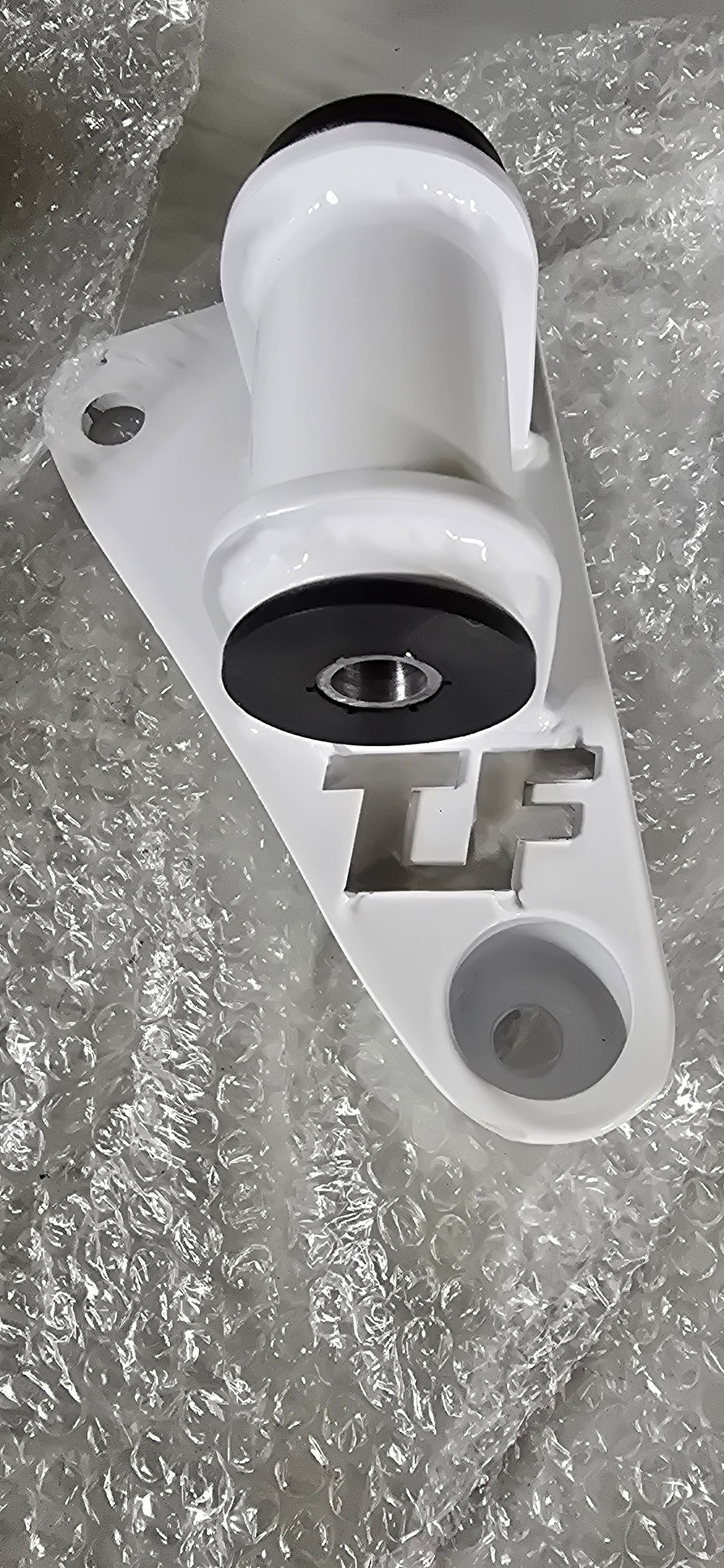LIQUIDATION SALE 6G75 Manual Transmission Mount
