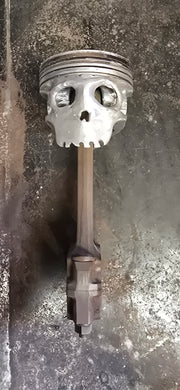 Evo 9 skull piston art