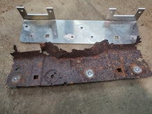 Load image into Gallery viewer, 2G DSM Registration Light Bracket License Plate Bracket
